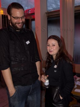 ein furchtbares Bild der Blogger "Jeriko" und "Milenskaya". Man achte auf die Größenverhältnisse. ;)